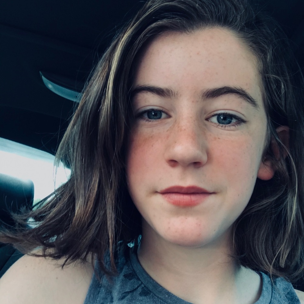 Meet your Posher, Caroline